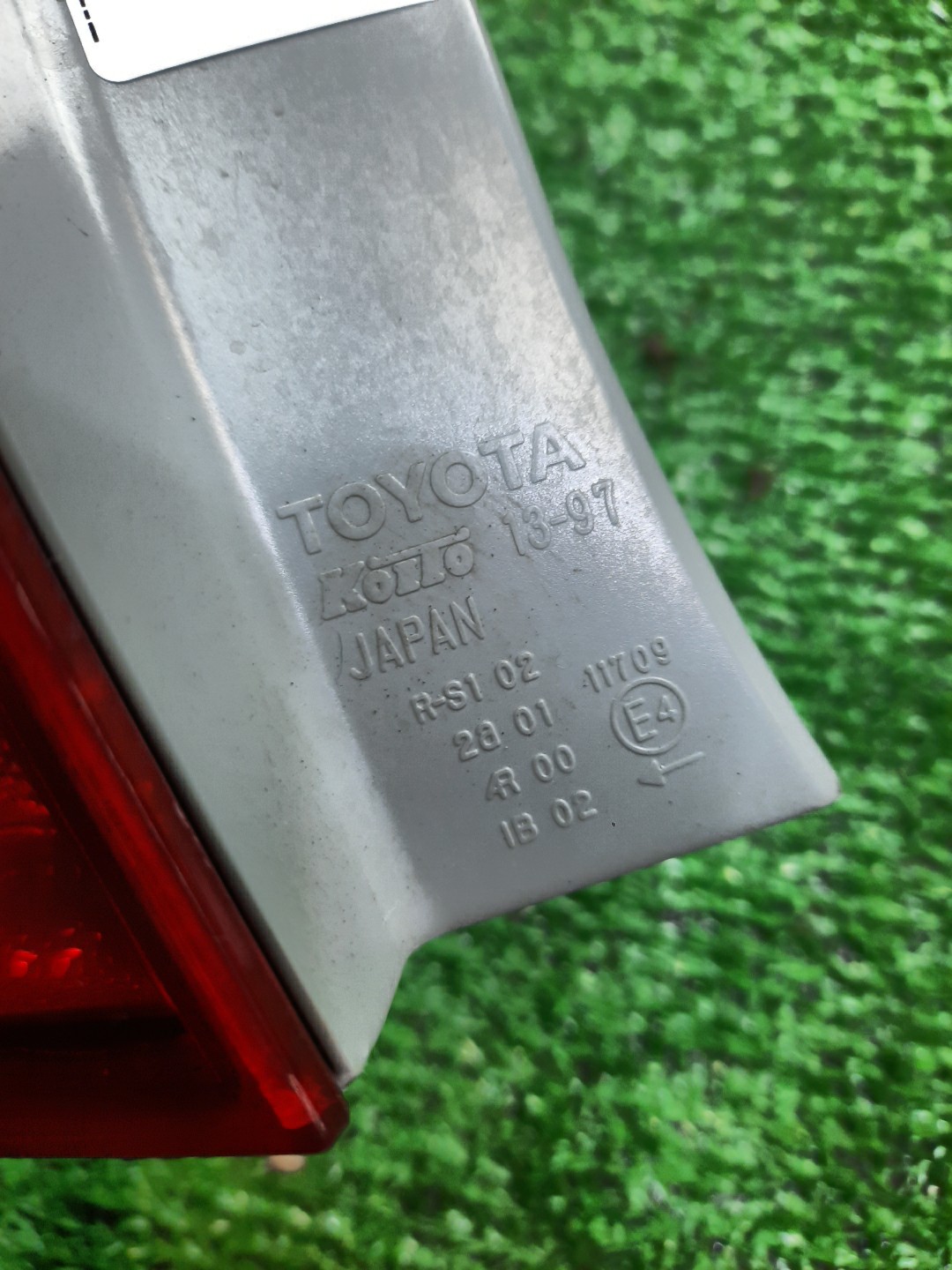 Стоп-сигнал левый задний TOYOTA COROLLA FIELDER, FIELDER ZRE144G, ZRE142G, NZE144G, NZE141G 3 ракурс