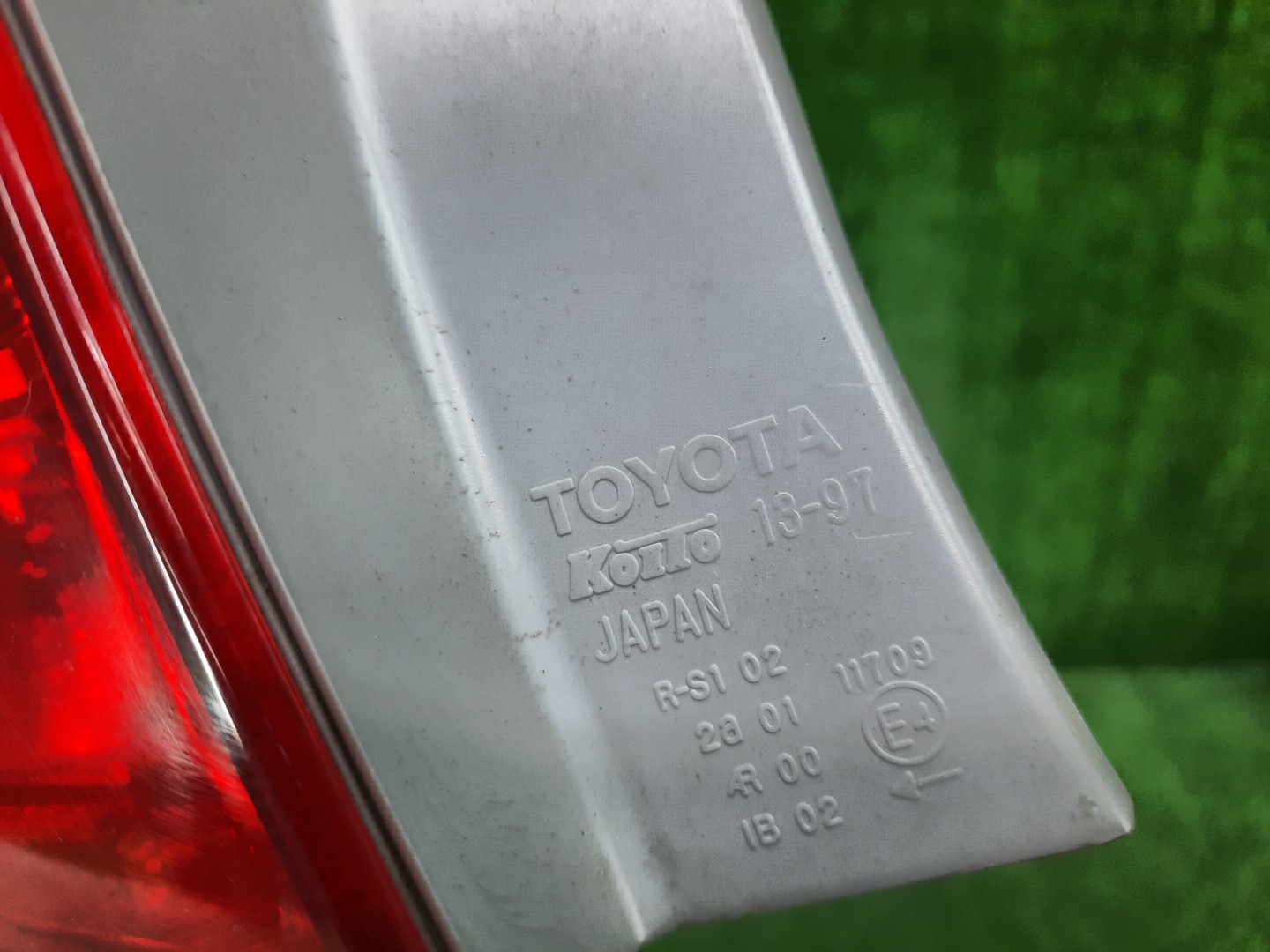 Стоп-сигнал левый задний TOYOTA COROLLA FIELDER, FIELDER ZRE144G, ZRE142G, NZE144G, NZE141G 3 ракурс