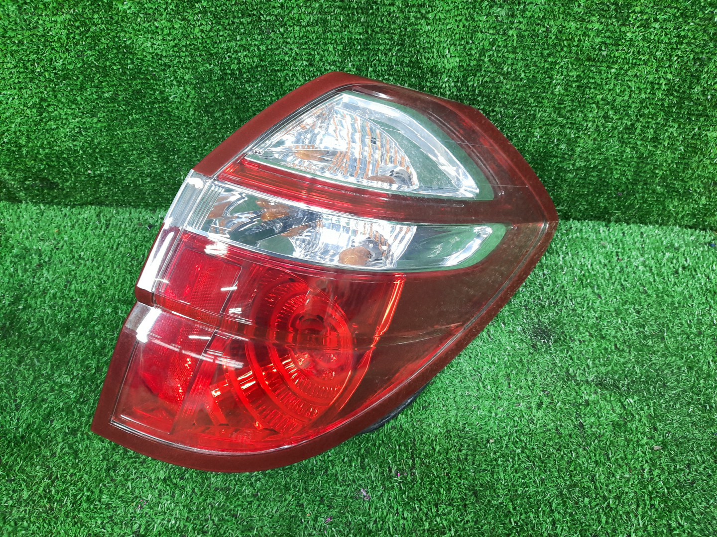 Стоп-сигнал правый задний SUBARU LEGACY BP9, BP5, BPE 1 ракурс