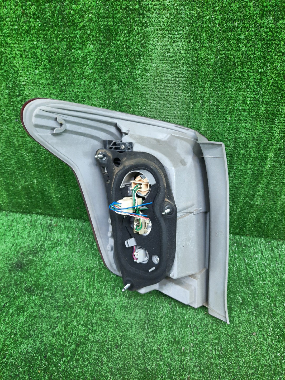 Стоп-сигнал правый задний TOYOTA COROLLA FIELDER, FIELDER ZRE144G, ZRE142G, NZE144G, NZE141G 2 ракурс