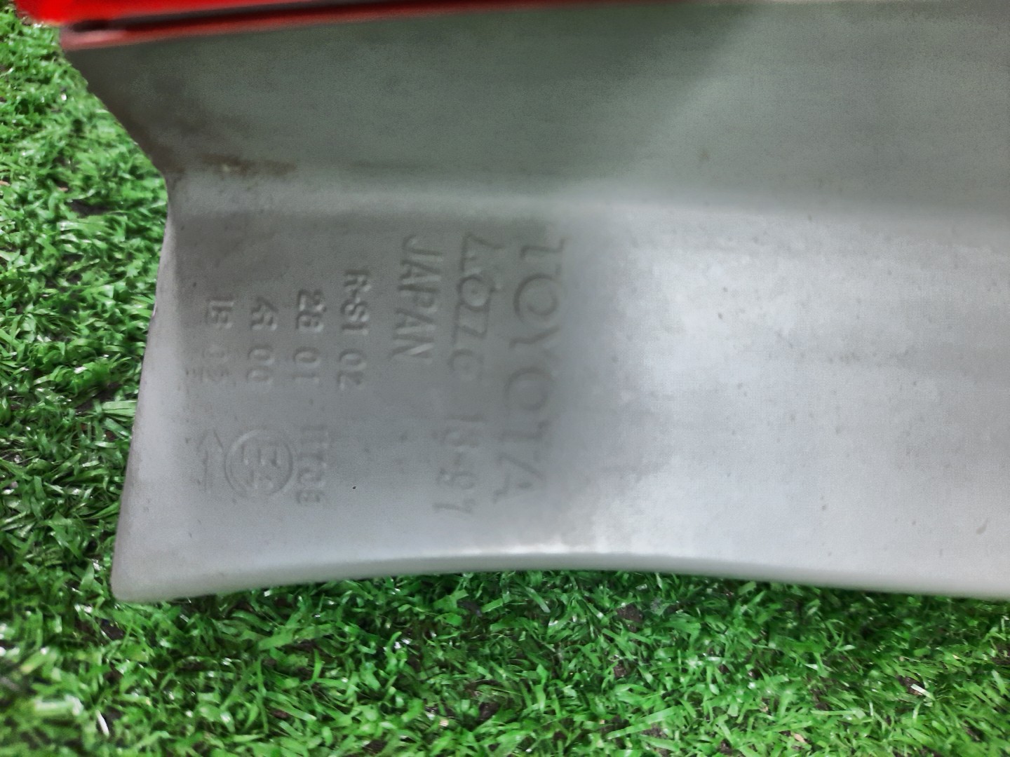 Стоп-сигнал левый задний TOYOTA COROLLA FIELDER, FIELDER ZRE144G, ZRE142G, NZE144G, NZE141G 4 ракурс
