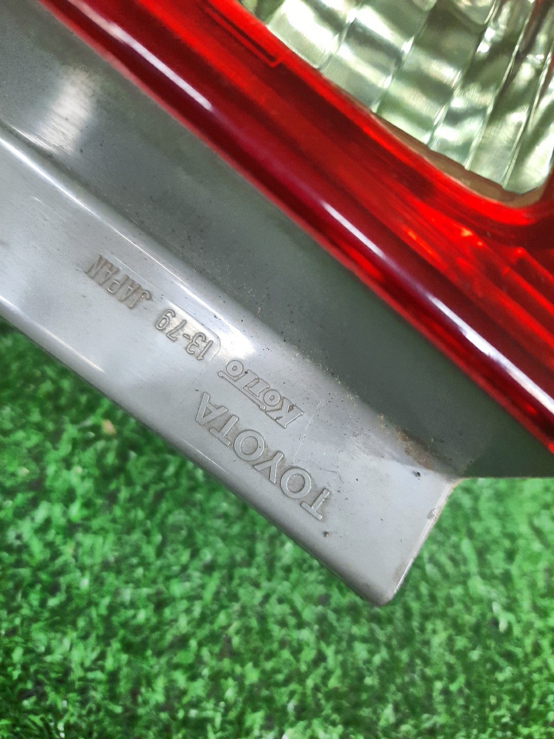 Стоп-сигнал правый задний TOYOTA COROLLA FIELDER NZE121G, ZZE123G, ZZE124G, ZZE122G, NZE124G 3 ракурс