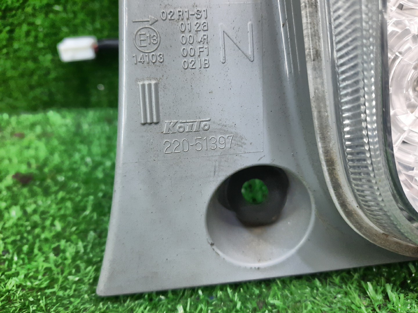Стоп-сигнал правый задний TOYOTA PASSO, BOON KGC30, NGC30, KGC35, M600S, M601S, M610S 3 ракурс