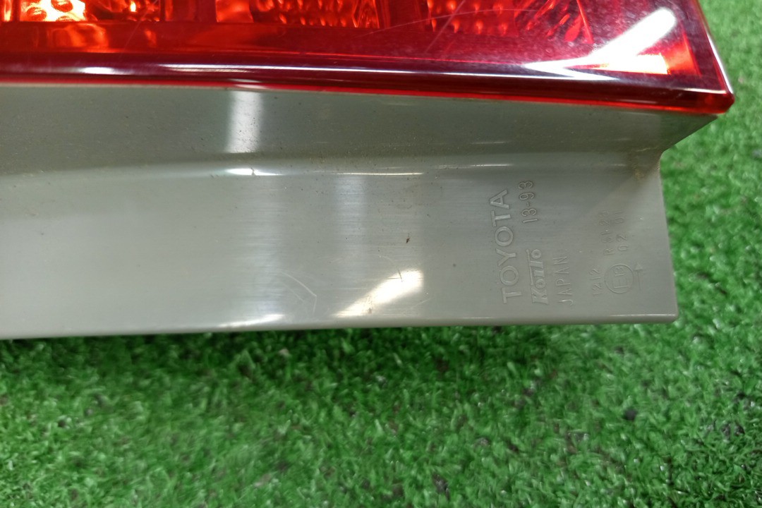 Стоп-сигнал правый задний TOYOTA COROLLA FIELDER NZE121G, ZZE123G, ZZE124G, ZZE122G, NZE124G 4 ракурс