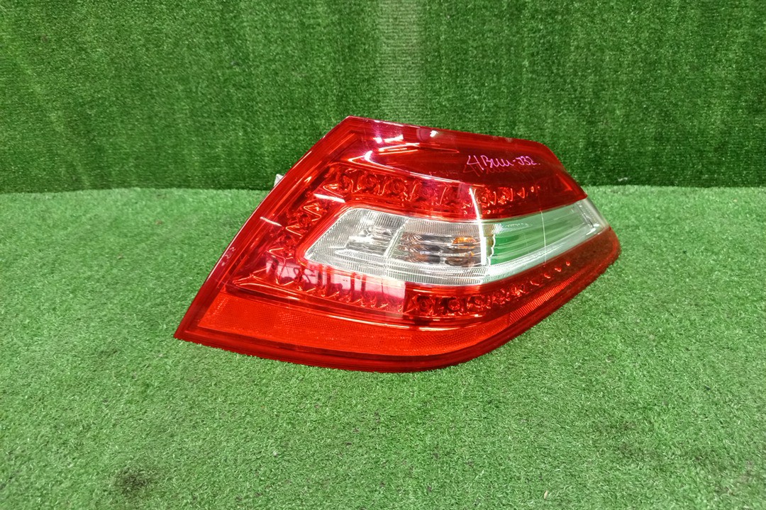 Стоп-сигнал правый задний NISSAN TEANA TNJ32, PJ32, J32 1 ракурс