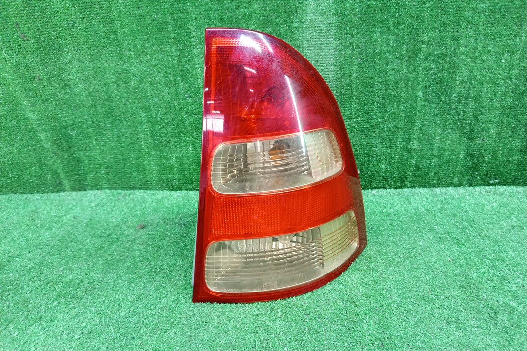 Стоп-сигнал правый задний TOYOTA COROLLA FIELDER NZE121G, ZZE123G, ZZE124G, ZZE122G, NZE124G 1 ракурс