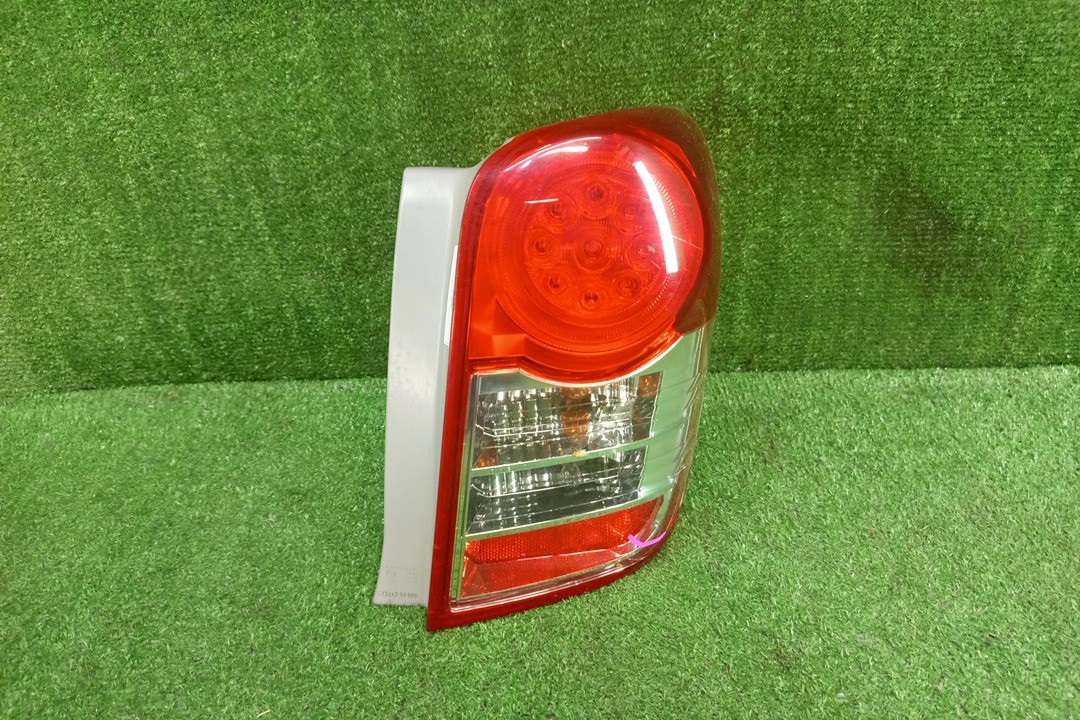 Стоп-сигнал правый задний TOYOTA COROLLA FIELDER, FIELDER ZRE144G, ZRE142G, NZE144G, NZE141G 1 ракурс