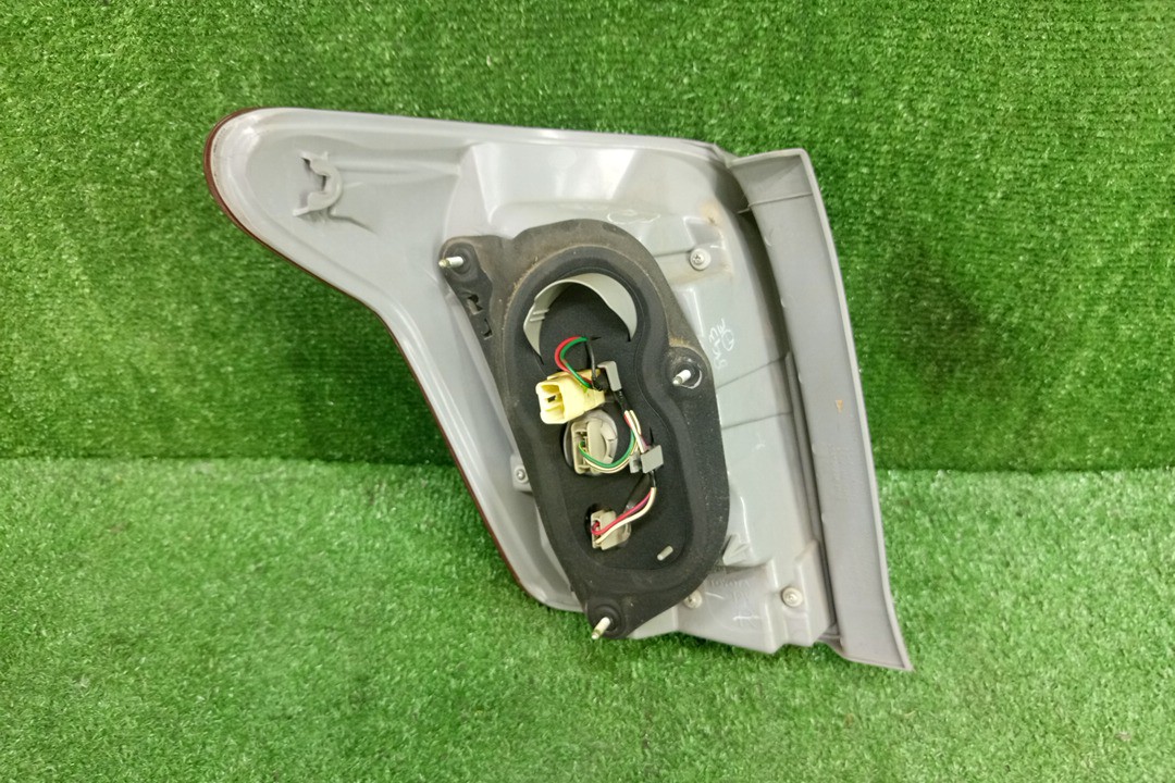 Стоп-сигнал правый задний TOYOTA COROLLA FIELDER, FIELDER ZRE144G, ZRE142G, NZE144G, NZE141G 4 ракурс