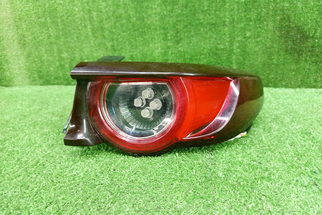 Стоп-сигнал правый задний MAZDA MAZDA 3, 3 BPEP, BP8P, BP5P, BPFP, BPFJ3P, BPFJ3R, BP5R, BP, BPEK3R, BP8R 1 ракурс