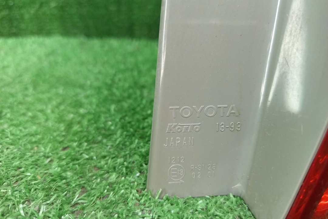 Стоп-сигнал правый задний TOYOTA COROLLA FIELDER NZE121G, ZZE123G, ZZE124G, ZZE122G, NZE124G 3 ракурс