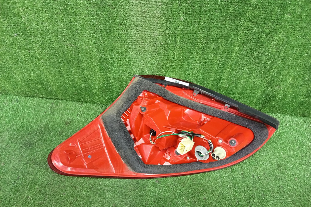Стоп-сигнал правый задний TOYOTA RAV4 ACA31W, ACA36W, ACA30W 3 ракурс