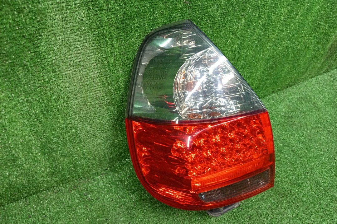 Стоп-сигнал левый задний HONDA FIT, JAZZ GD2, GD3, GD4, GD1 3 ракурс
