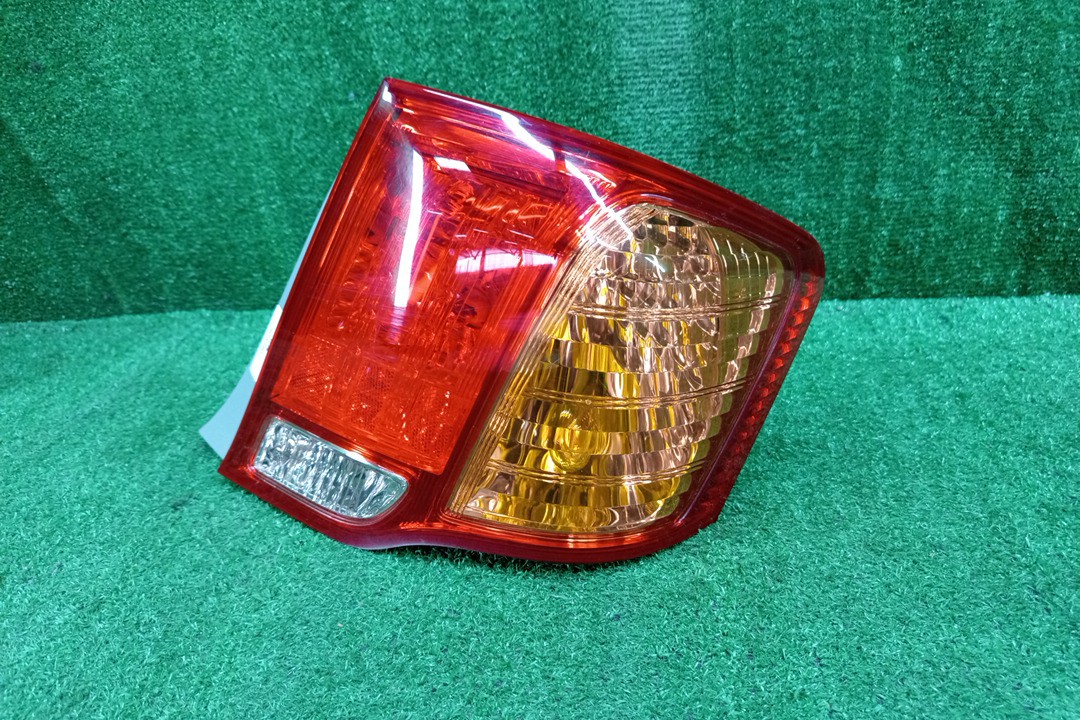Стоп-сигнал правый задний TOYOTA COROLLA  AXIO NZE141, NZE144, ZRE142, ZRE144 2 ракурс