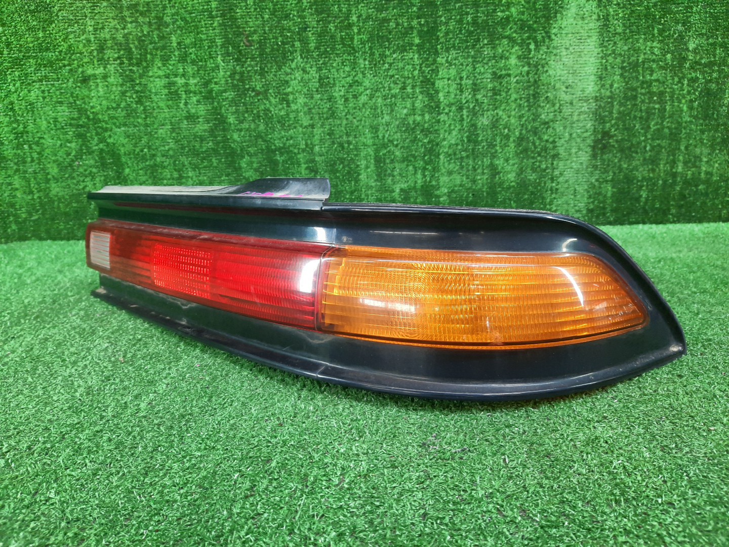 Стоп-сигнал правый задний TOYOTA MARK II GX90, JZX90, SX90, JZX91, JZX93, LX90 2 ракурс