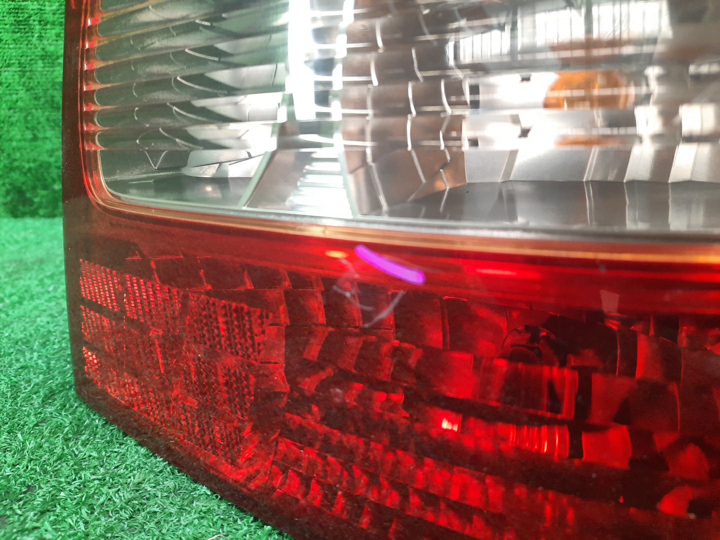 Стоп-сигнал правый задний TOYOTA COROLLA ZZE124, NZE121, NZE120, ZZE122, NZE124, CE121 3 ракурс