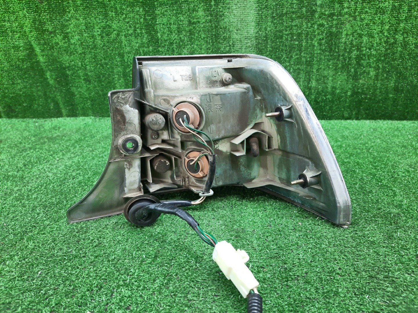 Стоп-сигнал левый задний TOYOTA CROWN JZS151, JZS155, GS151, LS151, JZS157, JZS153 3 ракурс