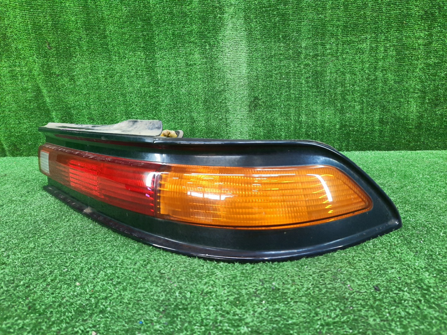 Стоп-сигнал правый задний TOYOTA MARK II GX90, JZX90, SX90, JZX91, JZX93, LX90 2 ракурс