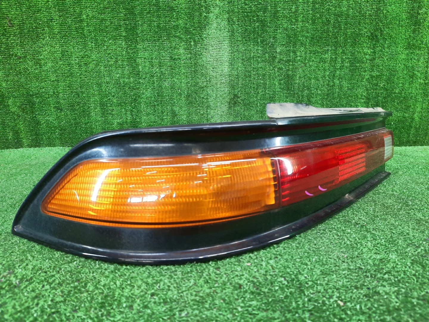 Стоп-сигнал левый задний TOYOTA MARK II GX90, JZX90, SX90, JZX91, JZX93, LX90 2 ракурс