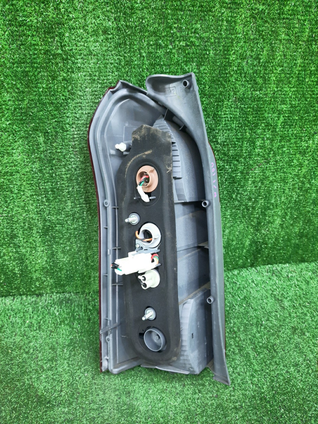 Стоп-сигнал правый задний TOYOTA PROBOX, SUCCEED NSP160V, NCP160V, NCP165V, NHP160V 4 ракурс