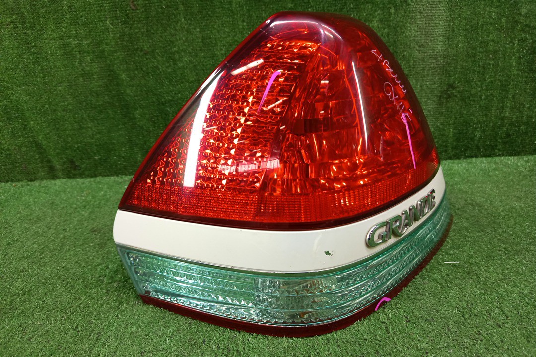 Стоп-сигнал левый задний TOYOTA MARK II JZX115, GX110, JZX110, GX115 2 ракурс