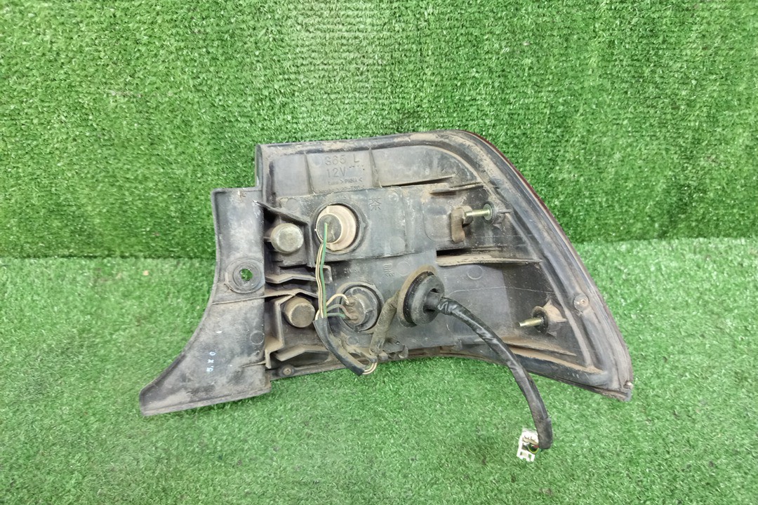 Стоп-сигнал левый задний TOYOTA CROWN JZS151, JZS155, GS151, LS151, JZS157, JZS153 3 ракурс