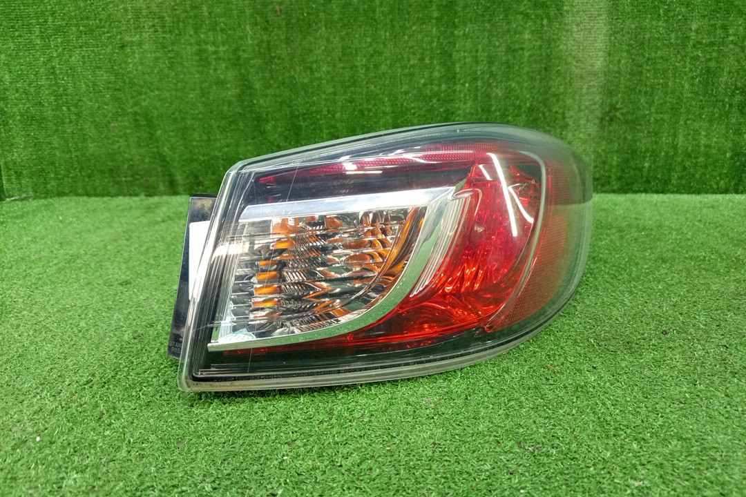 Стоп-сигнал правый задний MAZDA AXELA, MAZDA 3, 3 BL6FJ, BL5FP, BLEAP, BLEFP, BLFFP, BL 1 ракурс