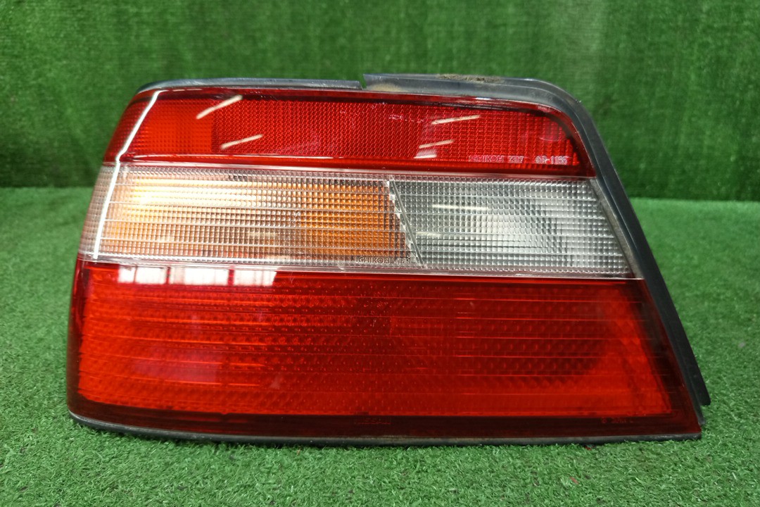 Стоп-сигнал левый задний NISSAN BLUEBIRD SU14, QU14, ENU14, HU14, HNU14, EU14 1 ракурс