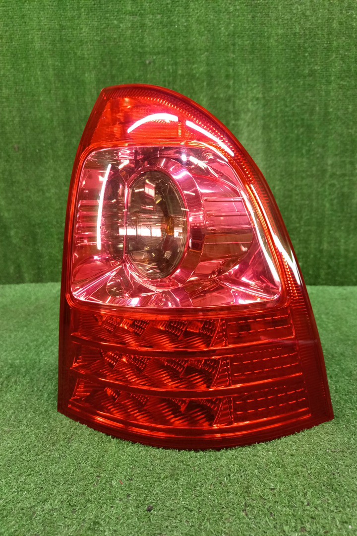 Стоп-сигнал правый задний TOYOTA COROLLA FIELDER NZE121G, ZZE123G, ZZE124G, ZZE122G, NZE124G 2 ракурс