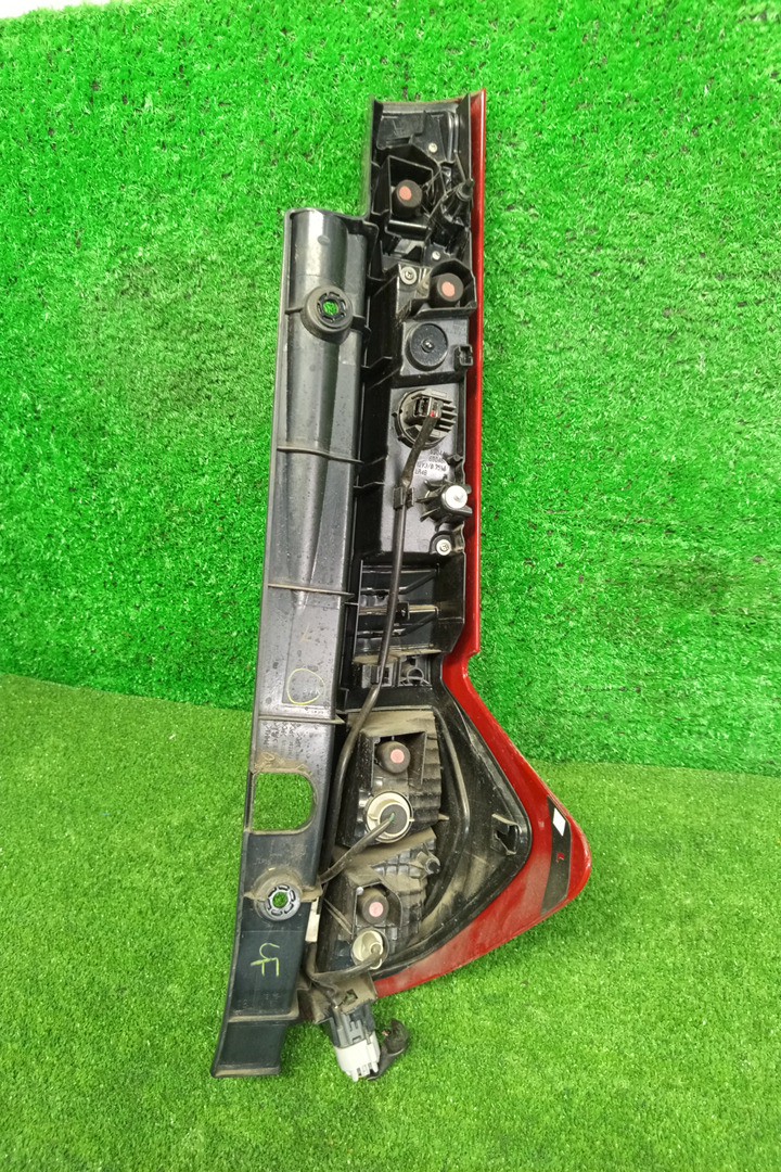 Стоп-сигнал левый задний TOYOTA THOR, JUSTY, TANK, ROOMY M910S, M900S, M900F, M910F, M910A, M900A 3 ракурс