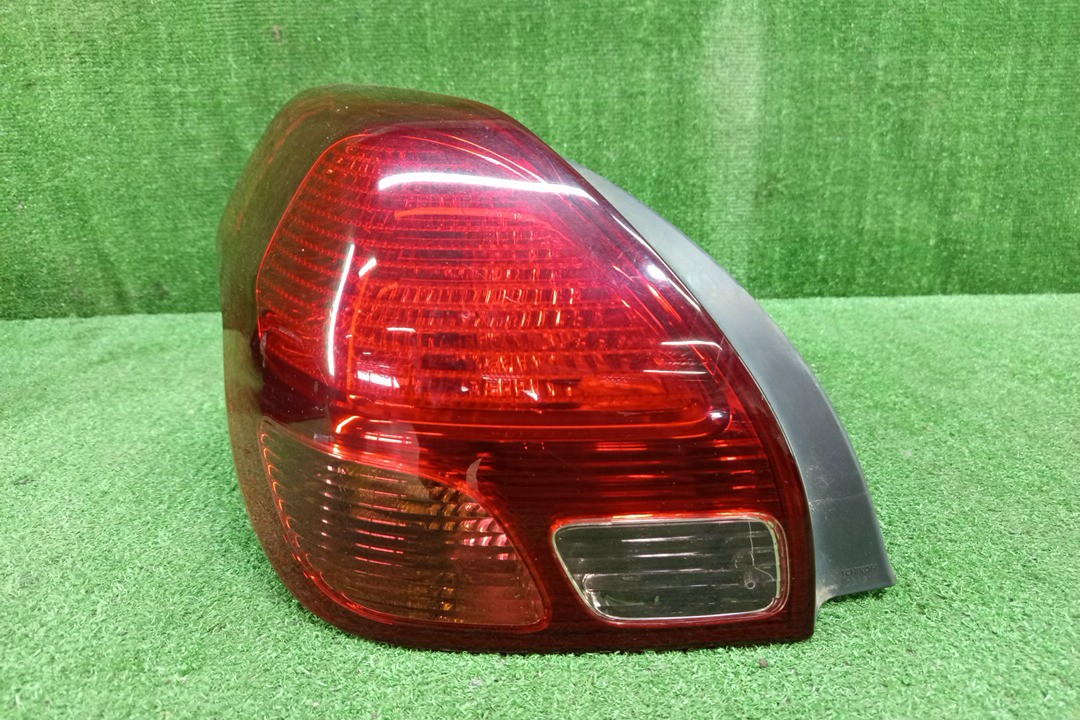 Стоп-сигнал левый задний TOYOTA VEROSSA GX110, JZX110, GX115 1 ракурс