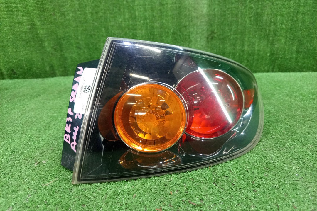 Стоп-сигнал правый задний MAZDA AXELA, MAZDA 3, 3 BK5P, BK3P, BKEP, BK SEDAN 1 ракурс