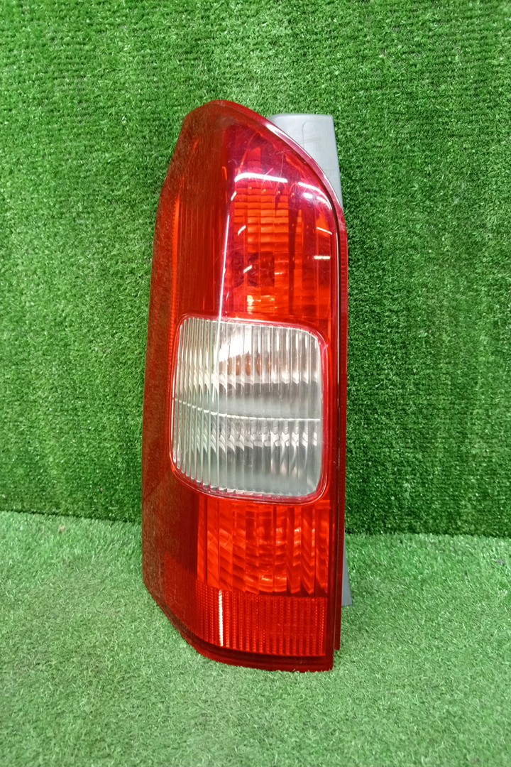 Стоп-сигнал левый задний TOYOTA PROBOX NCP51V, NCP58G, NCP55V, NCP50V, NCP59G, NLP51 1 ракурс