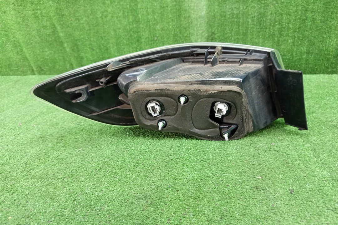 Стоп-сигнал правый задний MAZDA AXELA, MAZDA3, 3 BL6FJ, BL5FP, BLEAP, BLEFP, BLFFP, BL 3 ракурс