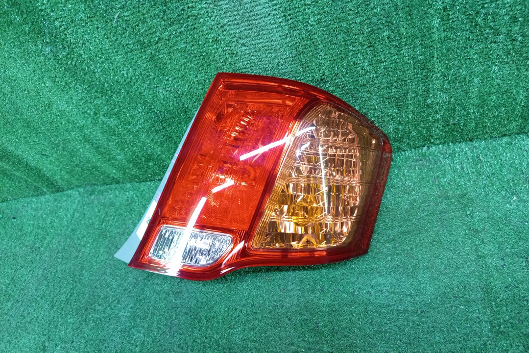 Стоп-сигнал правый задний TOYOTA COROLLA  AXIO NZE141, NZE144, ZRE142, ZRE144 1 ракурс