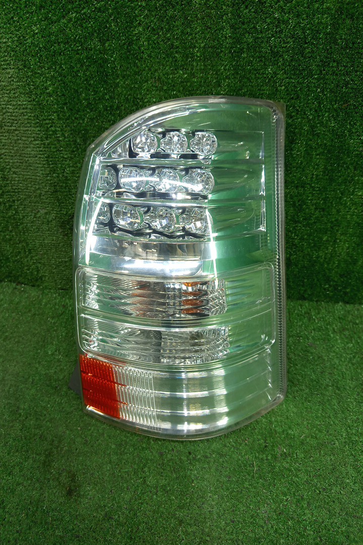 Стоп-сигнал правый задний TOYOTA WISH ZRE152N, S500U, ZNE10, ZNE14, ANE10G, ZNE10G, ANE11W, ZNE14G 3 ракурс