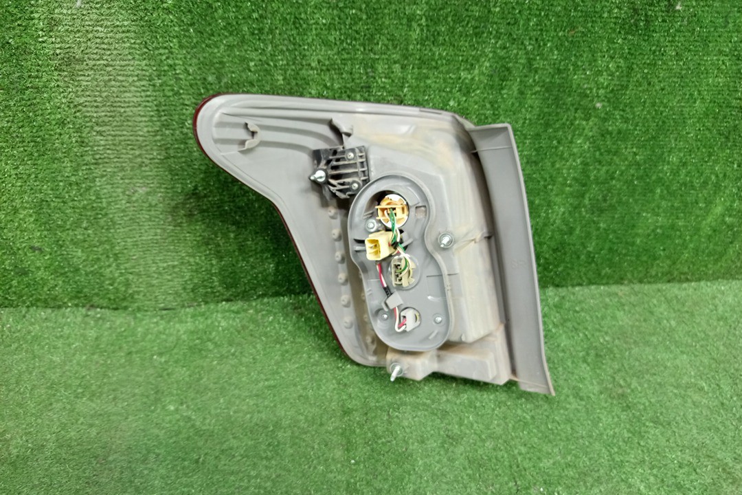 Стоп-сигнал правый задний TOYOTA COROLLA FIELDER, FIELDER ZRE144G, ZRE142G, NZE144G, NZE141G 2 ракурс