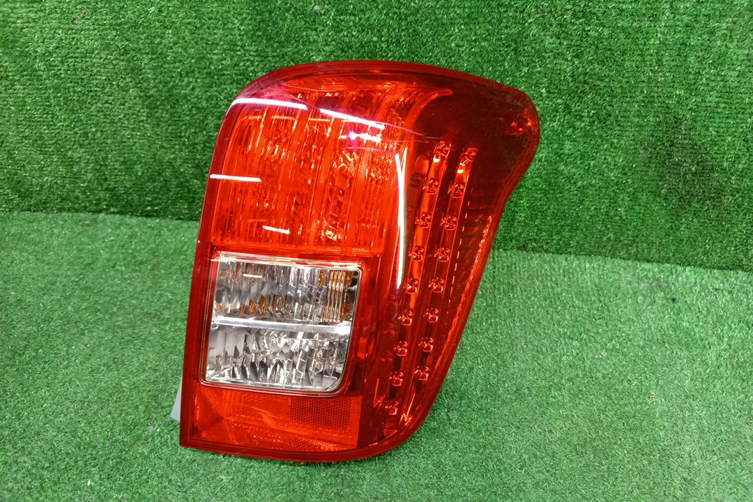 Стоп-сигнал правый задний TOYOTA COROLLA FIELDER, FIELDER ZRE144G, ZRE142G, NZE144G, NZE141G 1 ракурс