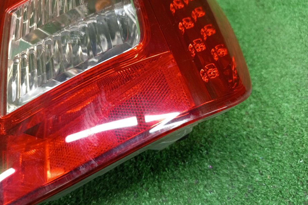 Стоп-сигнал правый задний TOYOTA COROLLA FIELDER, FIELDER ZRE144G, ZRE142G, NZE144G, NZE141G 3 ракурс
