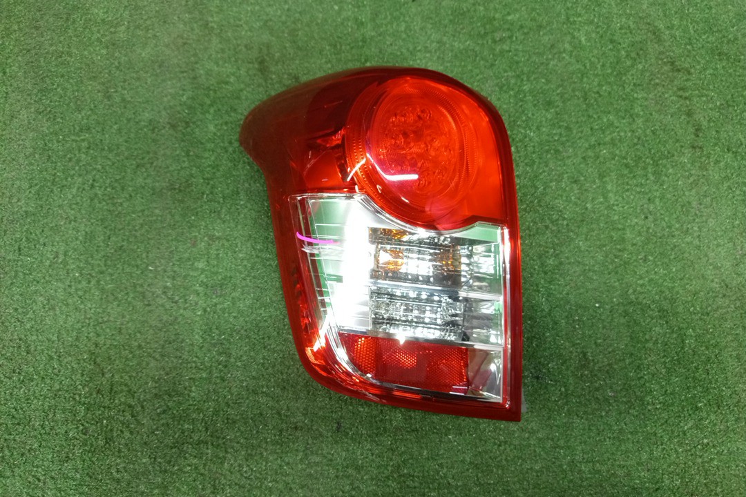 Стоп-сигнал левый задний TOYOTA COROLLA FIELDER, FIELDER ZRE144G, ZRE142G, NZE144G, NZE141G 1 ракурс