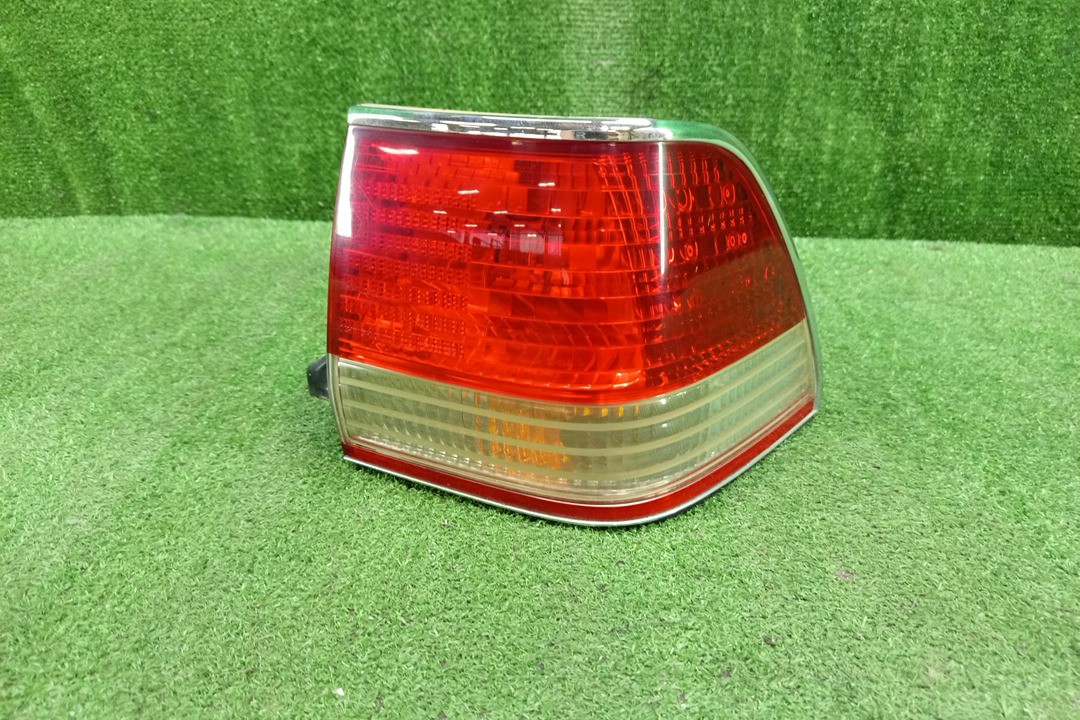 Стоп-сигнал правый задний TOYOTA CROWN JZS151, JZS155, GS151, LS151, JZS157, JZS153 1 ракурс