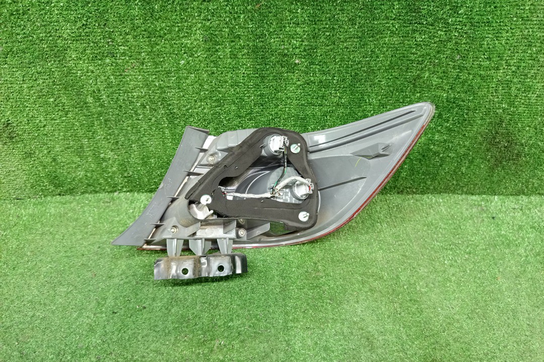 Стоп-сигнал левый задний HONDA FIT ARIA GD6, GD9, GD8, GD7 2 ракурс