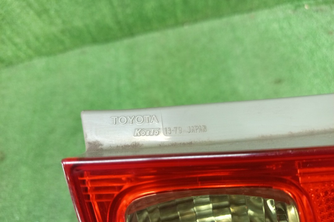 Стоп-сигнал правый задний TOYOTA COROLLA FIELDER NZE121G, ZZE123G, ZZE124G, ZZE122G, NZE124G 4 ракурс