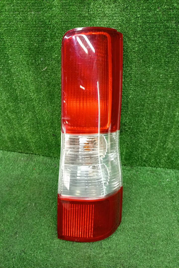 Стоп-сигнал правый задний TOYOTA LITE ACE, TOWN ACE S402M, S412M 1 ракурс