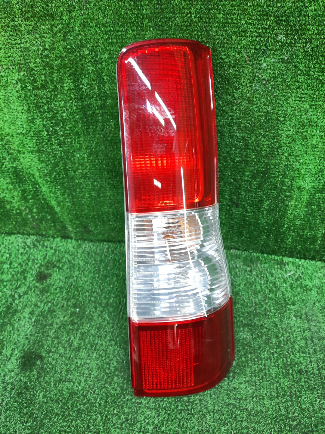 Стоп-сигнал правый задний TOYOTA LITE ACE, TOWN ACE S402M, S412M 1 ракурс