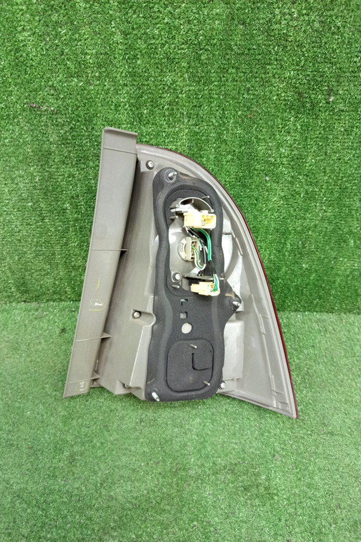 Стоп-сигнал левый задний TOYOTA COROLLA FIELDER NZE121G, ZZE123G, ZZE124G, ZZE122G, NZE124G 3 ракурс