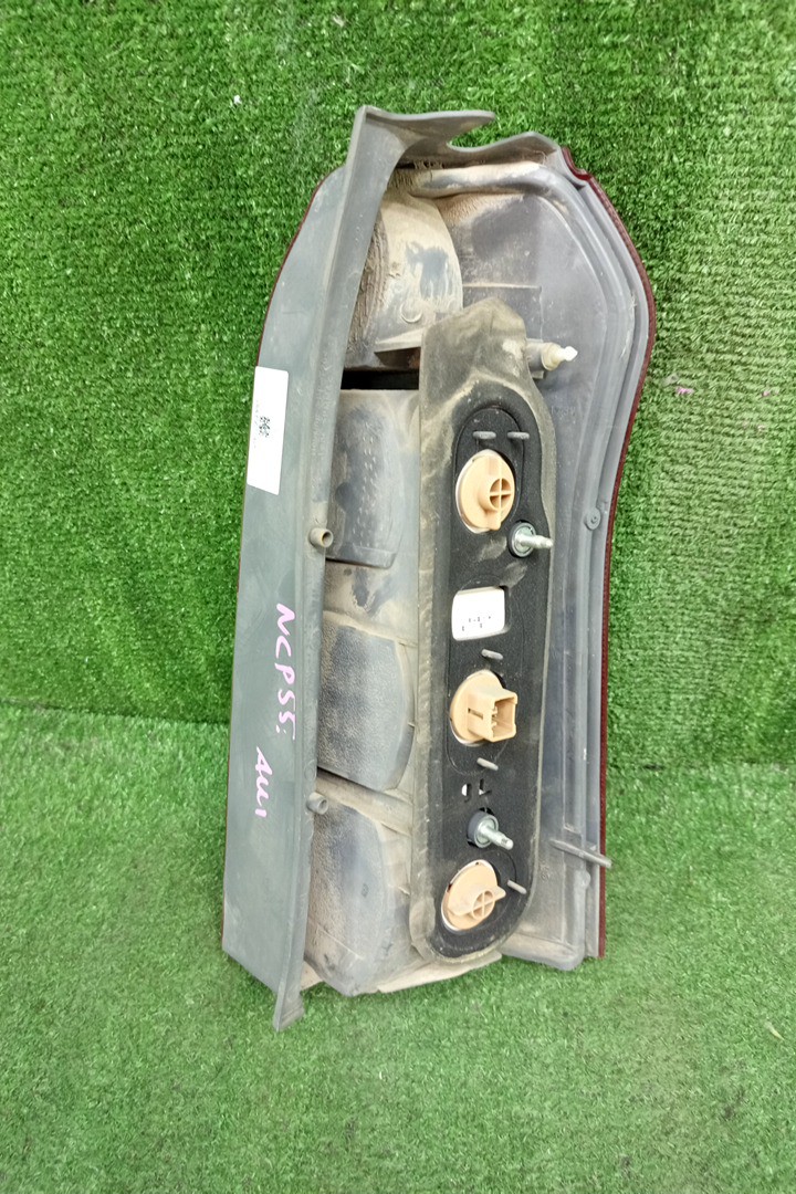 Стоп-сигнал левый задний TOYOTA SUCCEED NCP51V, NCP58G, NCP55V, NCP50V, NCP59G, NLP51 3 ракурс