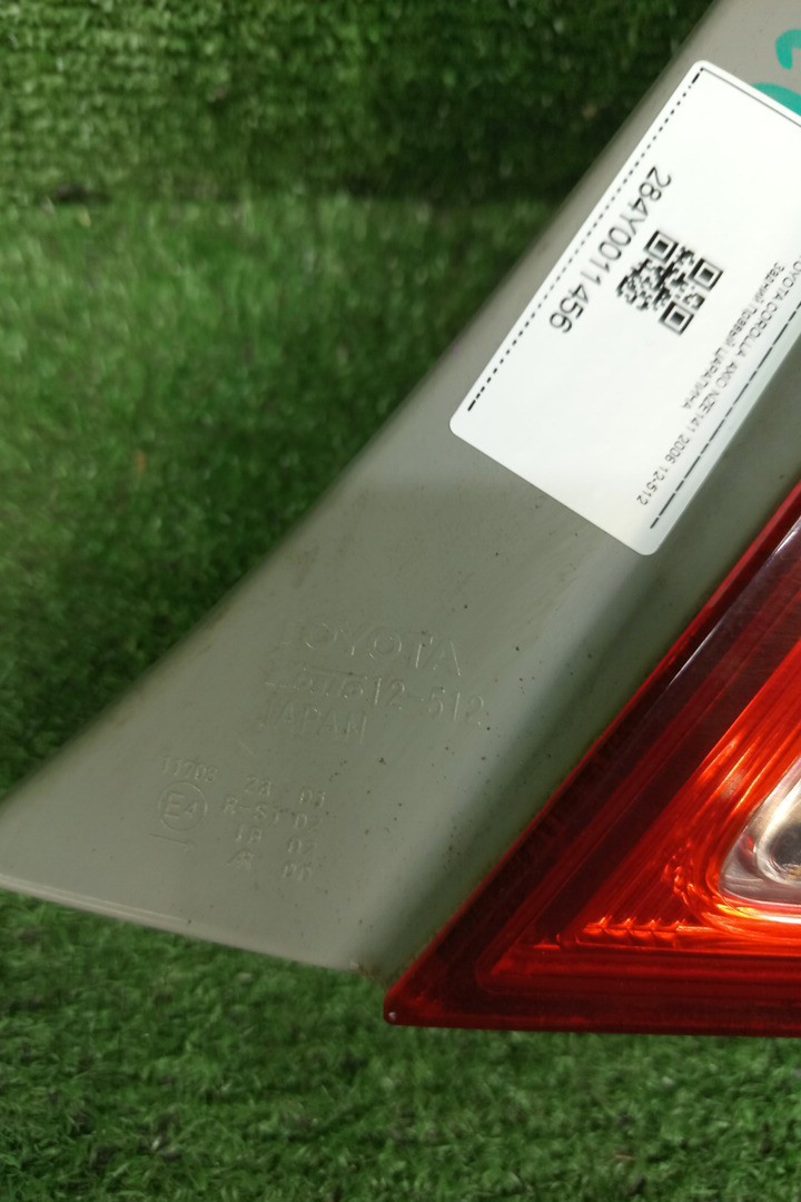 Стоп-сигнал правый задний TOYOTA COROLLA  AXIO NZE141, NZE144, ZRE142, ZRE144 2 ракурс