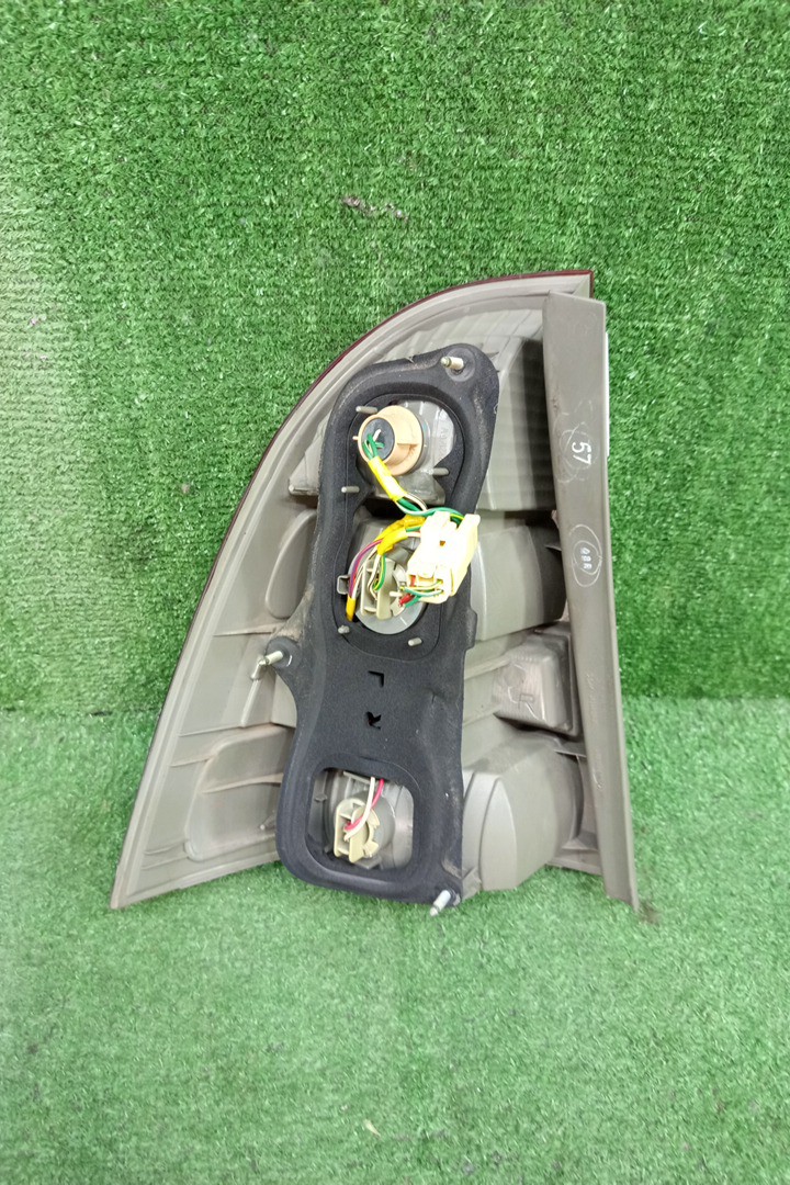Стоп-сигнал правый задний TOYOTA COROLLA FIELDER NZE121G, ZZE123G, ZZE124G, ZZE122G, NZE124G 3 ракурс
