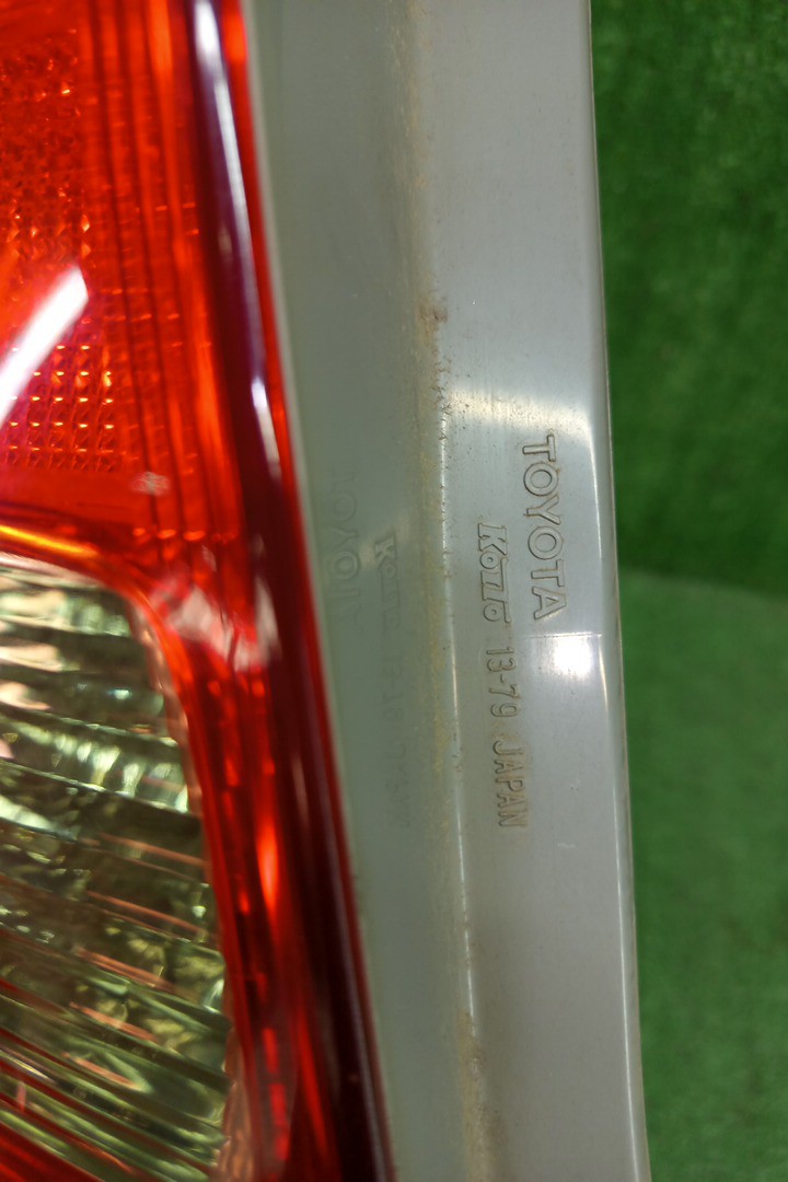 Стоп-сигнал левый задний TOYOTA COROLLA FIELDER NZE121G, ZZE123G, ZZE124G, ZZE122G, NZE124G 2 ракурс