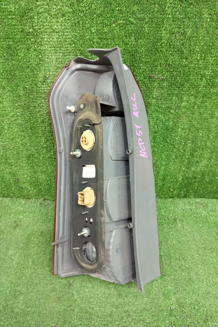 Стоп-сигнал правый задний TOYOTA SUCCEED NCP51V, NCP58G, NCP55V, NCP50V, NCP59G, NLP51 2 ракурс